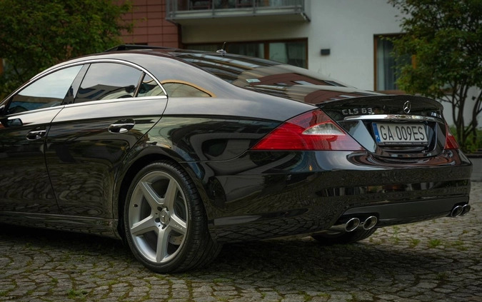 Mercedes-Benz CLS cena 160000 przebieg: 94000, rok produkcji 2007 z Gdynia małe 254